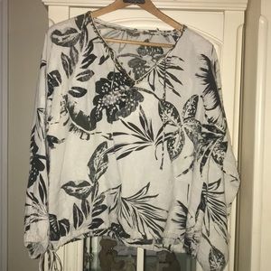 Chico’s cream and brown linen blouse